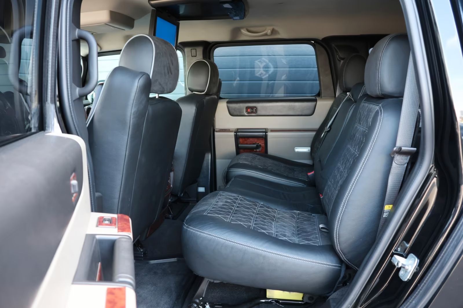 Hummer H2 6,0L V8 TUNING Geiger Performance LS/ Tažné/ BOSE/ 4×4