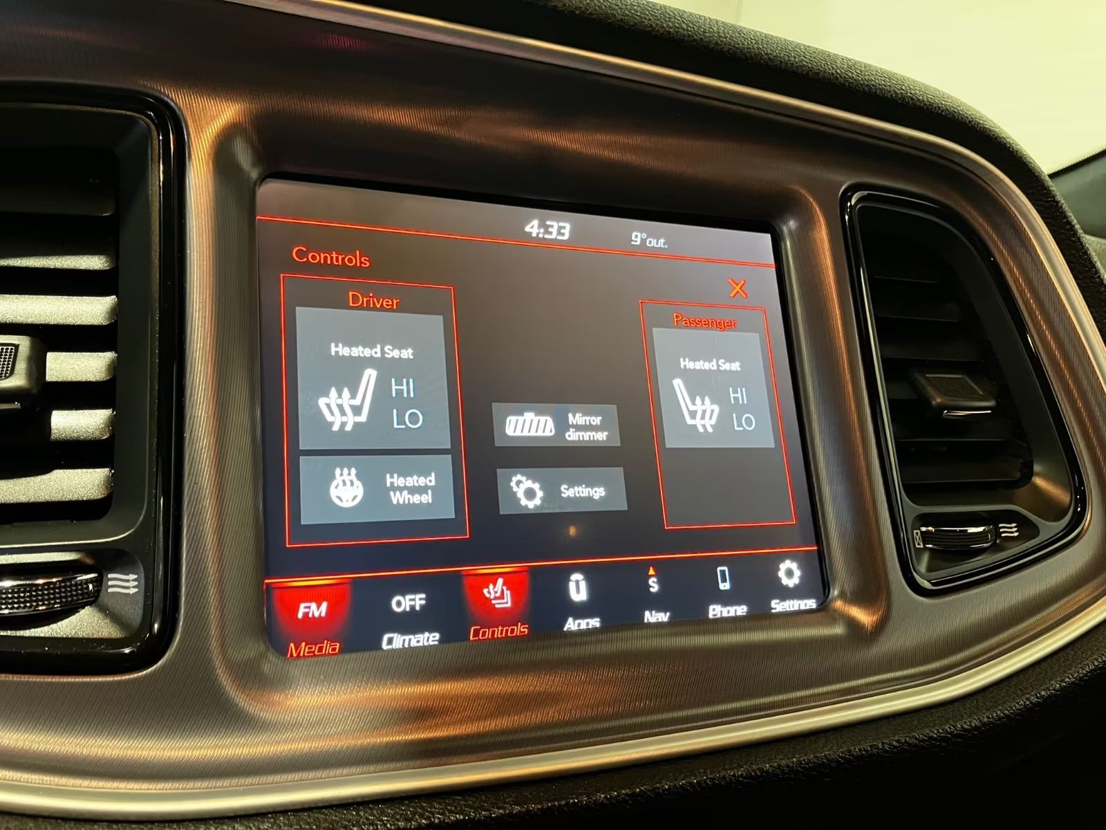 Dodge Challenger 6.4 Orig Widebody SRT Automat kůže