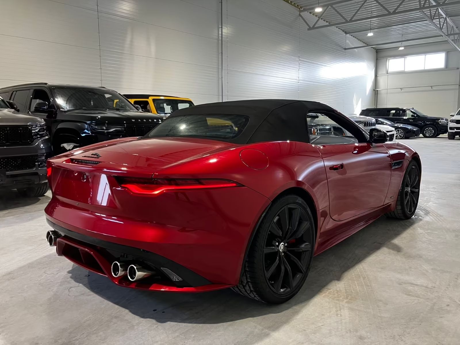 Jaguar F-Type F-TYPE P575 kabriolet R AWD