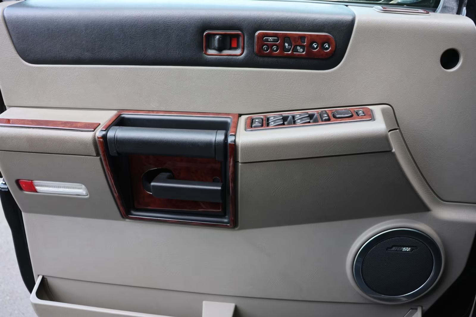 Hummer H2 6,0L V8 TUNING Geiger Performance LS/ Tažné/ BOSE/ 4×4