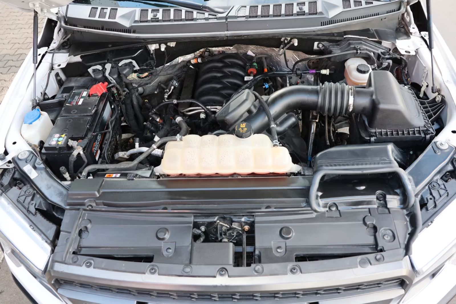 Ford F 150 5.0 V8 Raptor Optik/4×4/Tažné