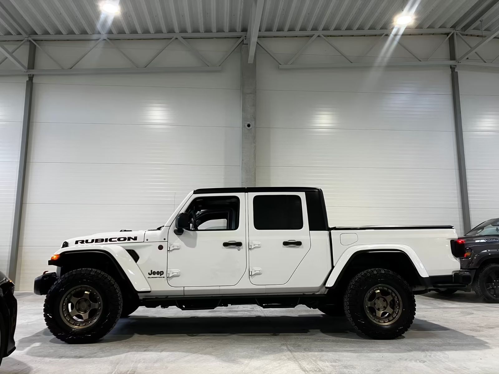 Jeep Gladiátor Rubicon 3,6 4×4 Kůže LED Tažné