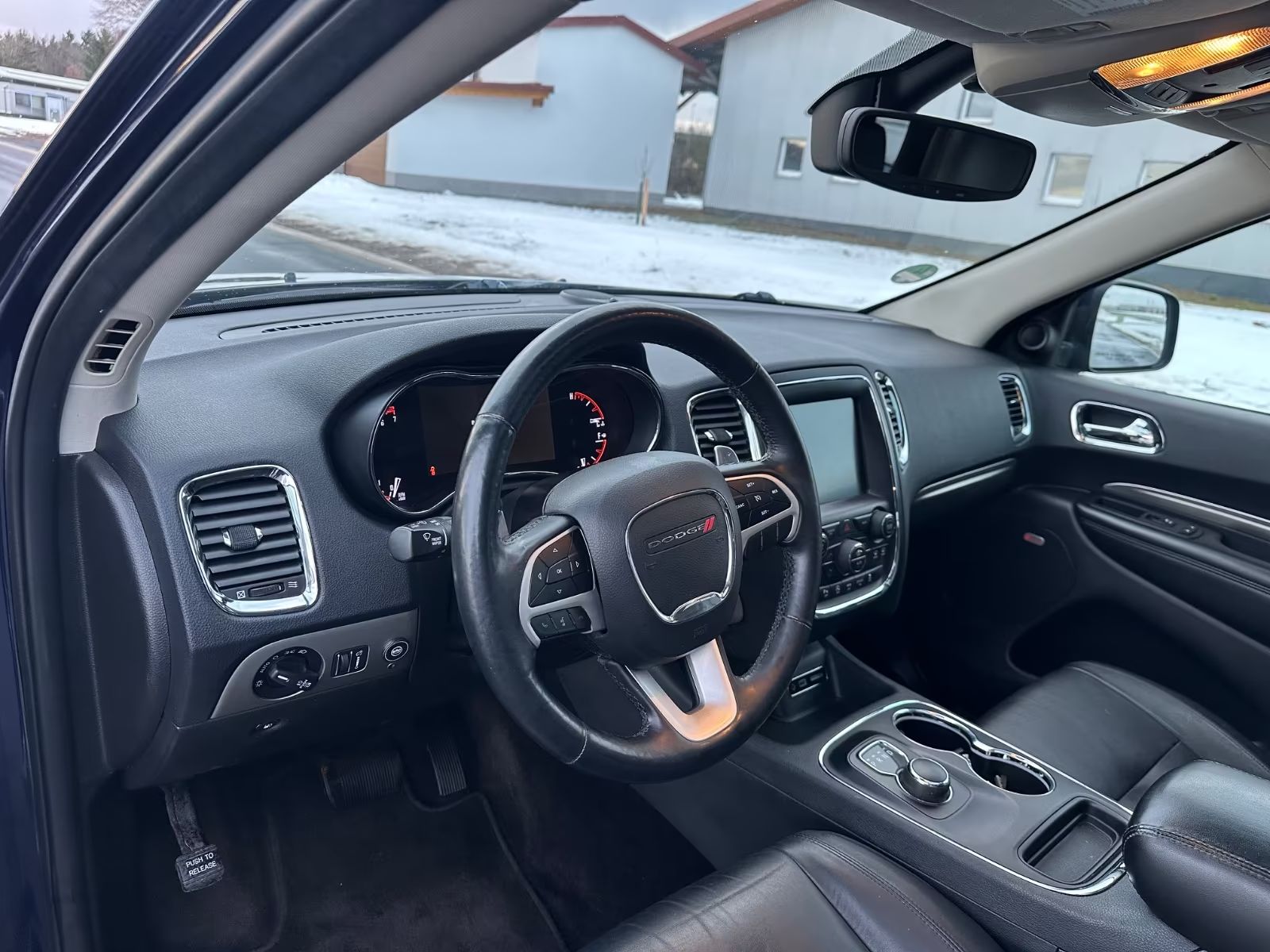 Dodge Durango 3,6 l 4×4, 7 sedadel,kůže