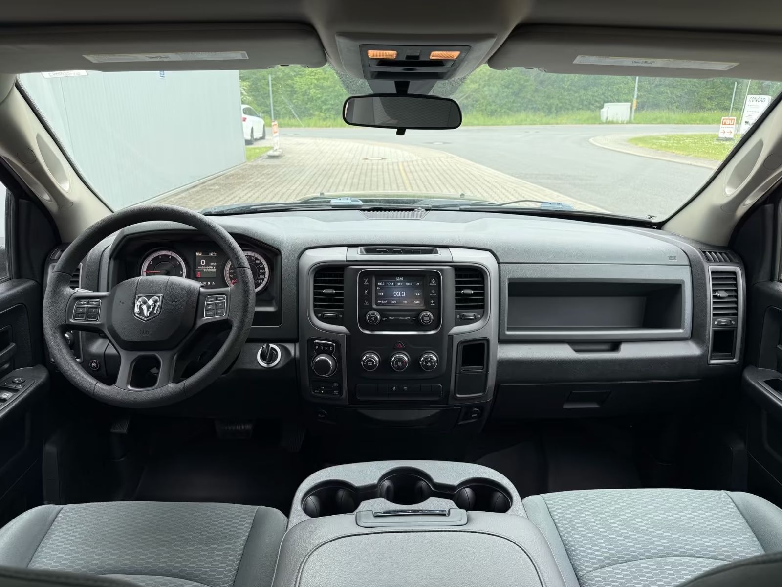 Dodge RAM 5,7 Hemi 4×4 Quadcab LPG BENZÍN jen 61 000 km !!!