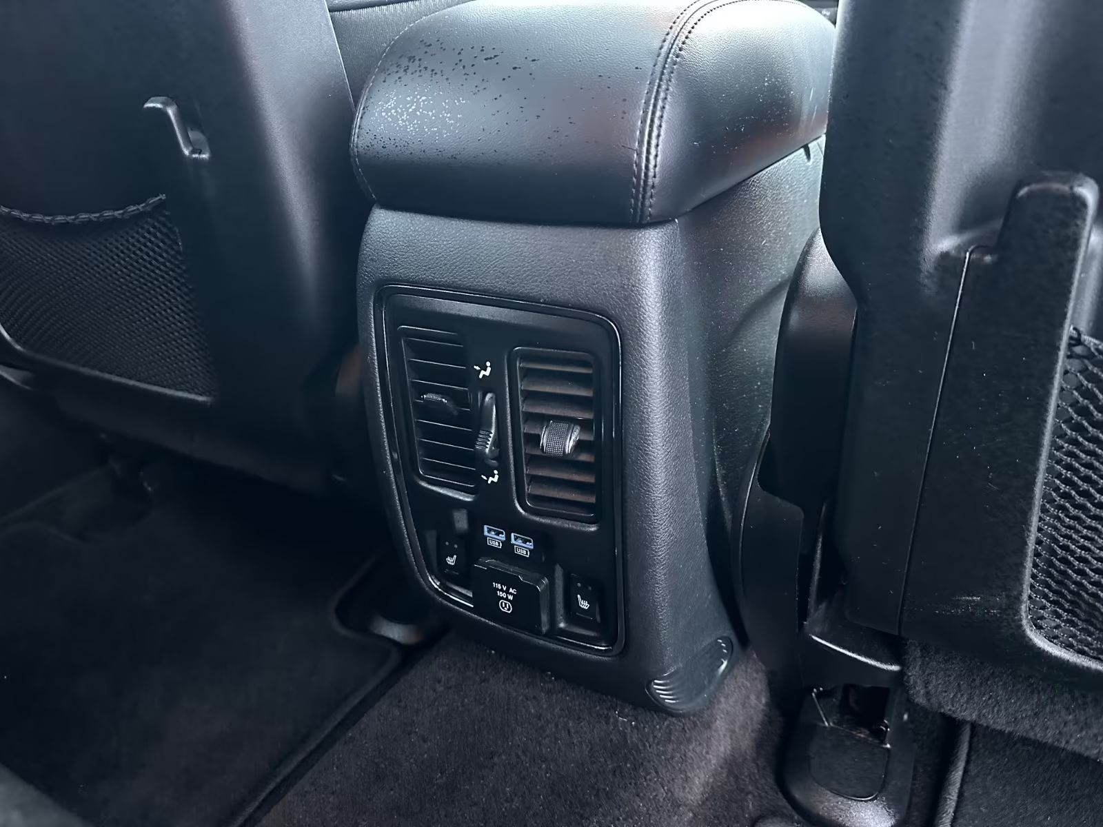 Dodge Durango 3,6 l 4×4, 7 sedadel,kůže