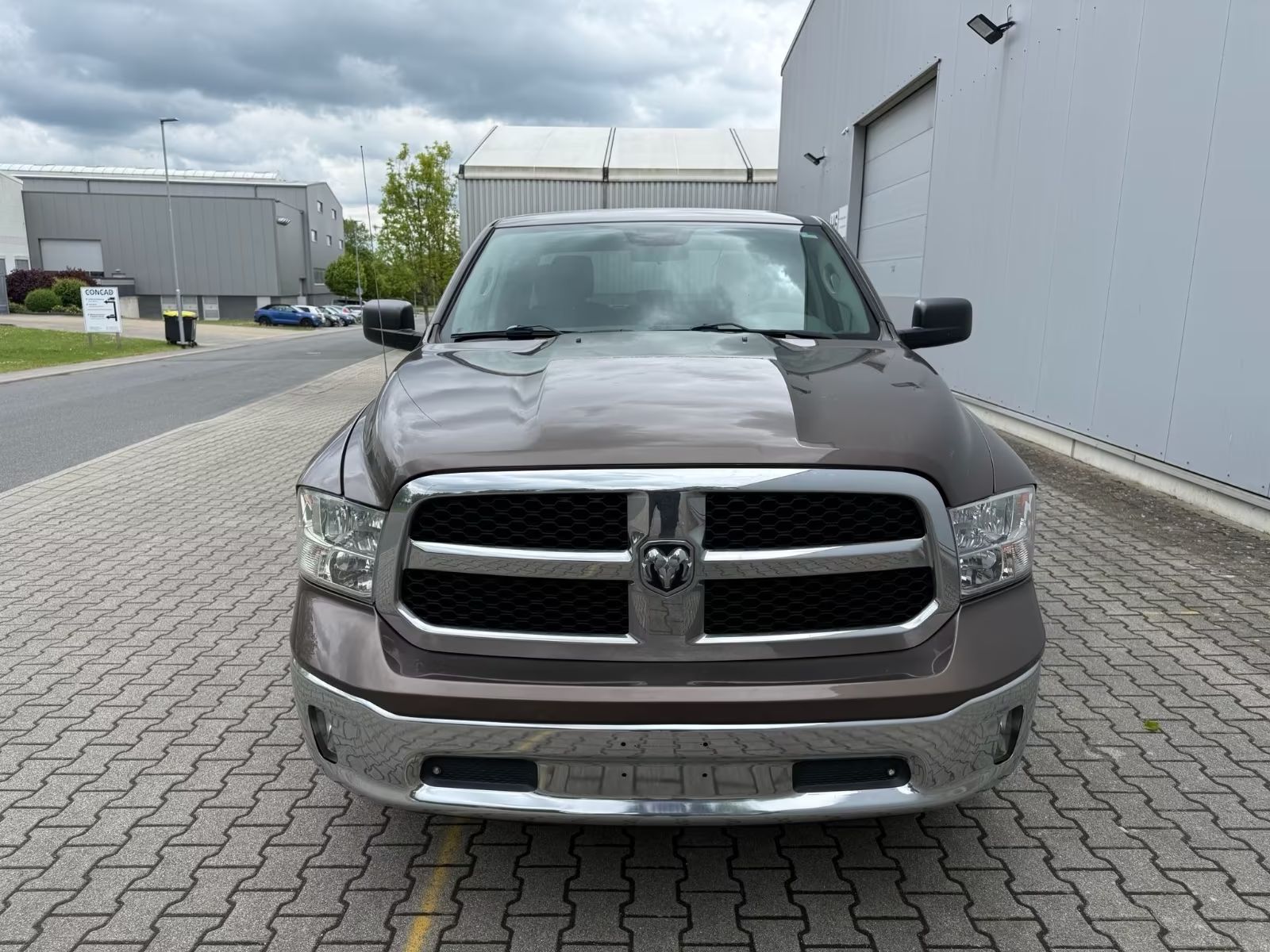 Dodge RAM 5,7 Hemi 4×4 Quadcab LPG BENZÍN jen 61 000 km !!!