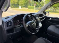 Volkswagen T6 Automat přestavba Kalifornie Kuchyň Izolovaná