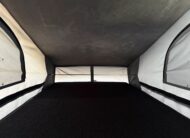 Volkswagen T6 Automat přestavba Kalifornie Kuchyň Izolovaná
