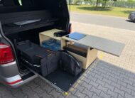 Volkswagen T6 Automat přestavba Kalifornie Kuchyň Izolovaná