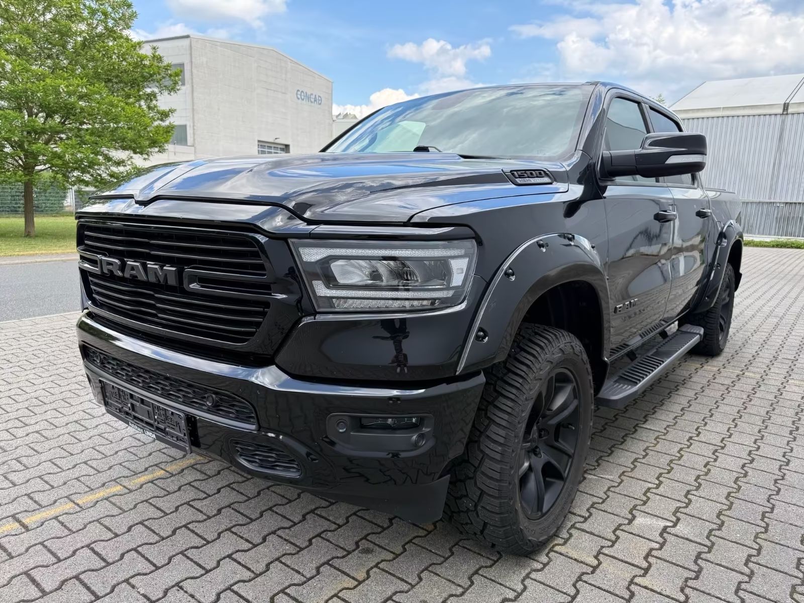 Dodge RAM 5,7 LEDER CREWCAB 4×4 LPG BIG HORN