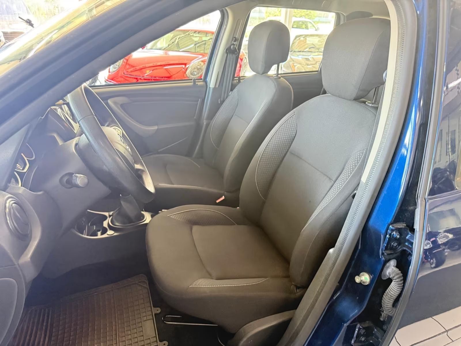 Dacia Duster Plynový pohon 4×2 LPG, první majitel