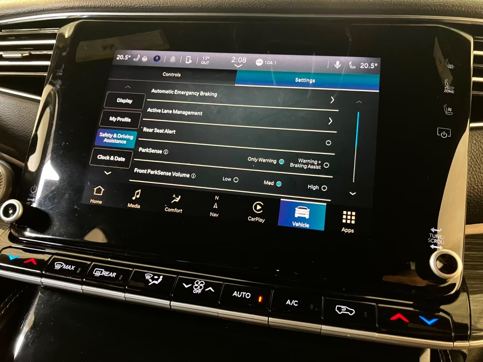 Jeep Wagoneer Řada 2 5,7 8 míst ACC 360 Kamera LED LPG