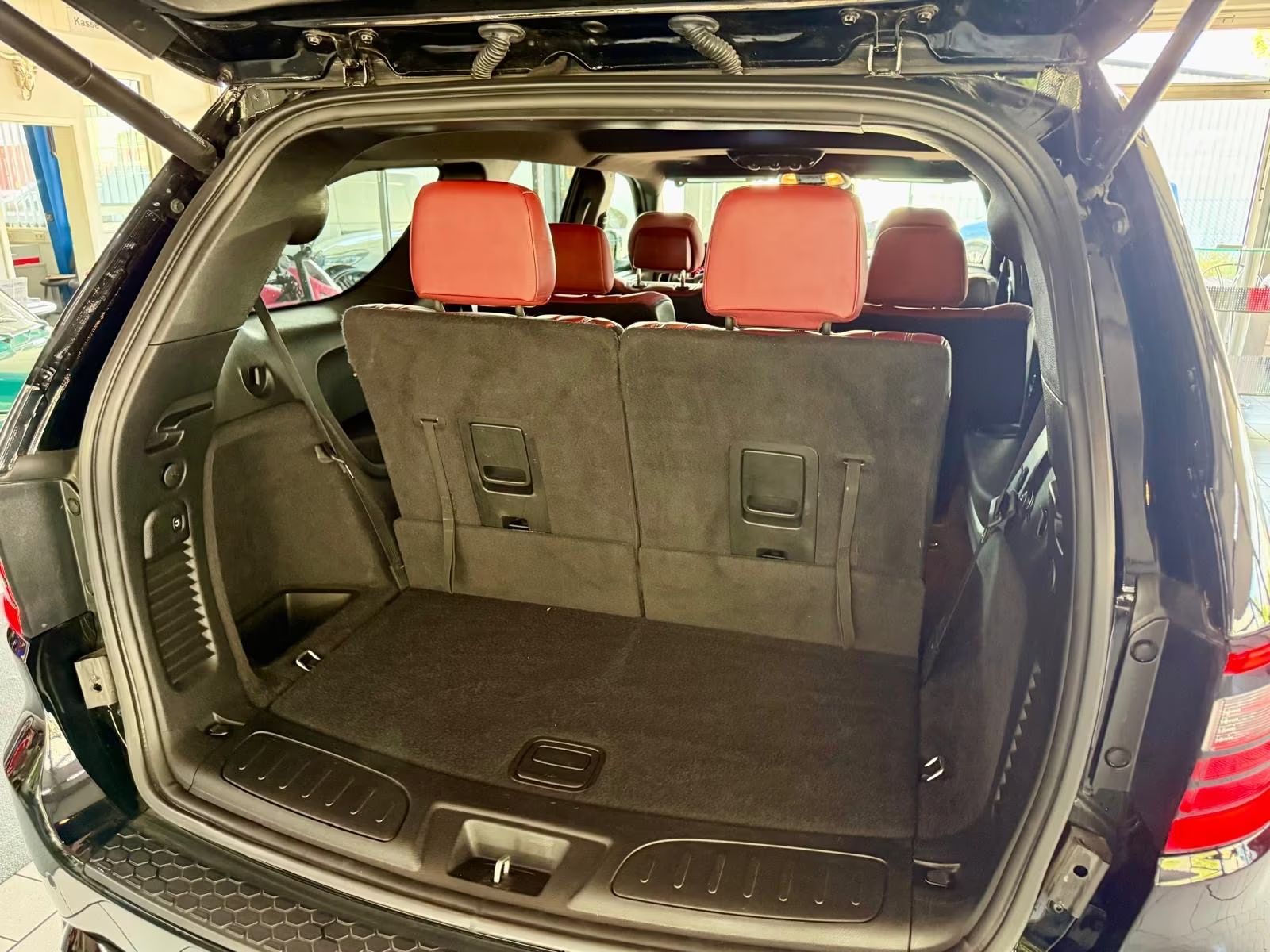 Dodge Durango 6.4 SRT 6místný LPG 4×4 ACC