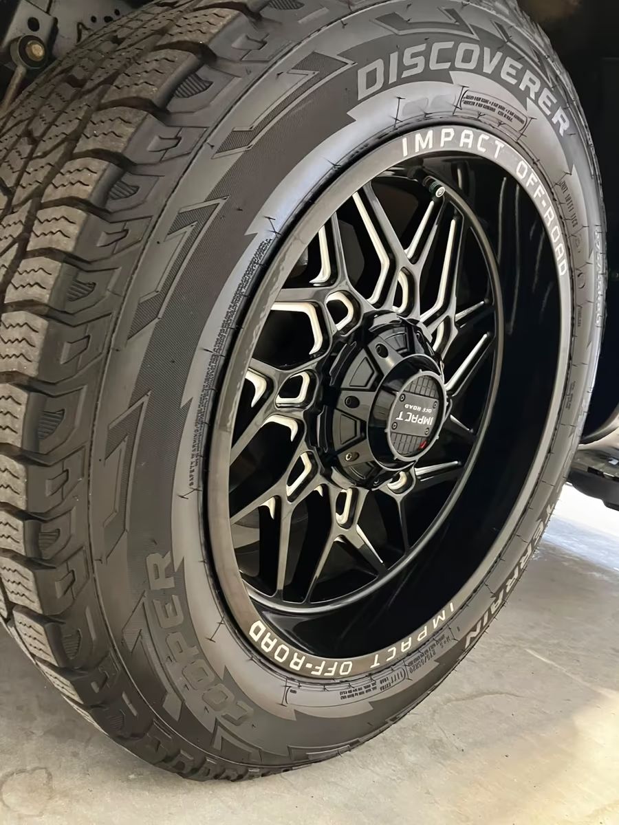Dodge RAM 5,7 Kůže CREWCAB 4×4  LPG odpočet DPH
