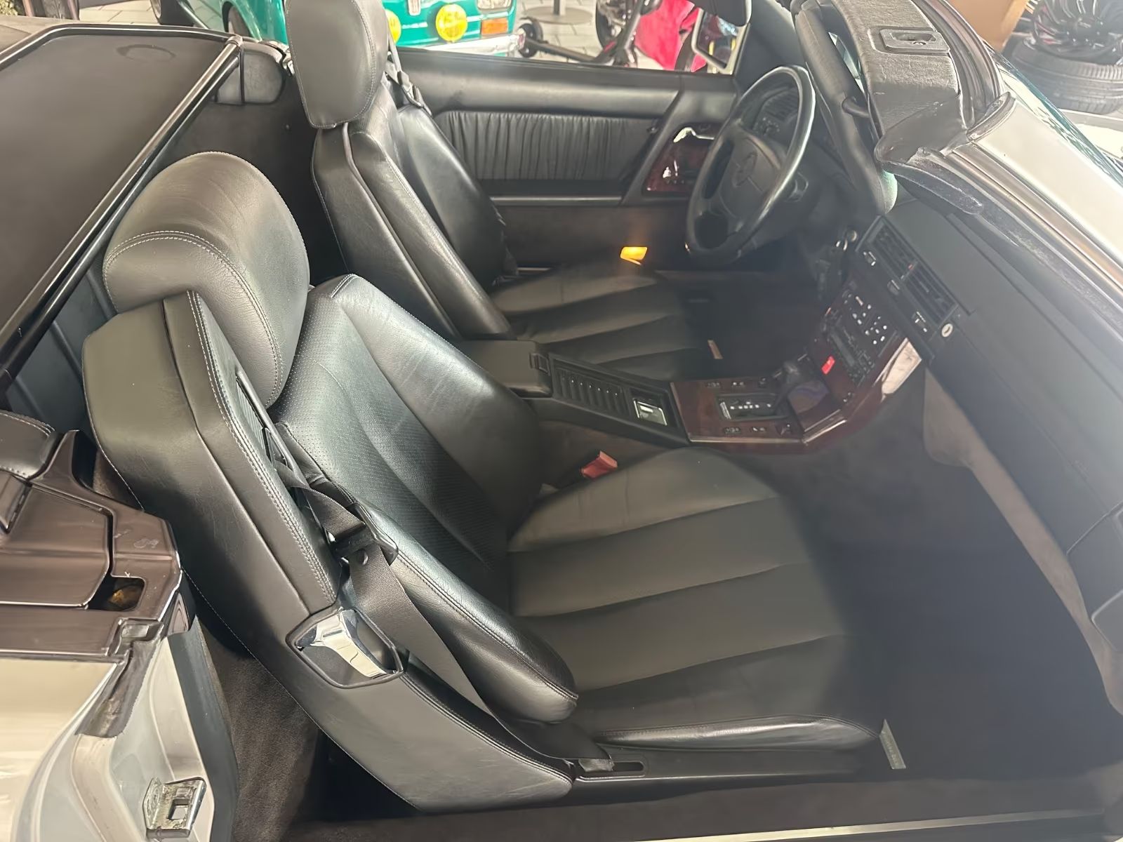 Mercedes-Benz SL 280 1 majitel!!!