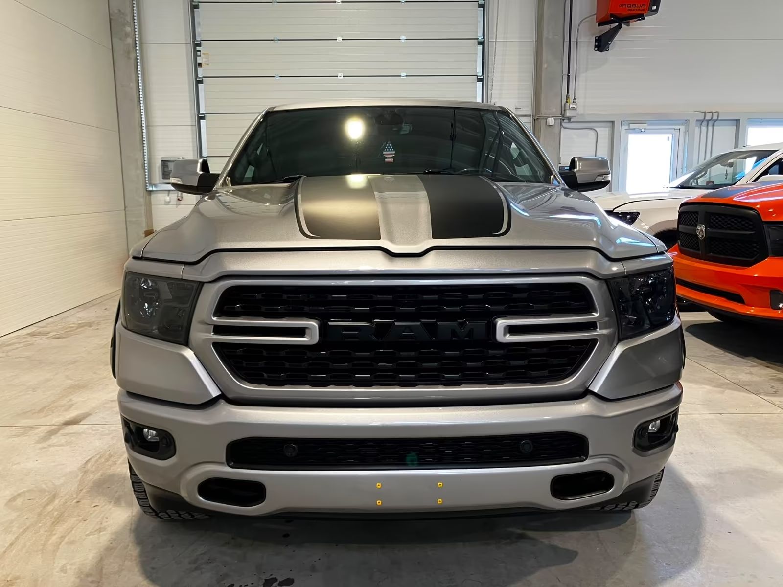 Dodge RAM 5,7 Kůže CREWCAB 4×4  LPG odpočet DPH