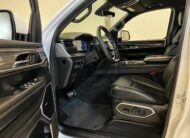 Jeep Wagoneer Řada 2 5,7 8 míst ACC 360 Kamera LED LPG