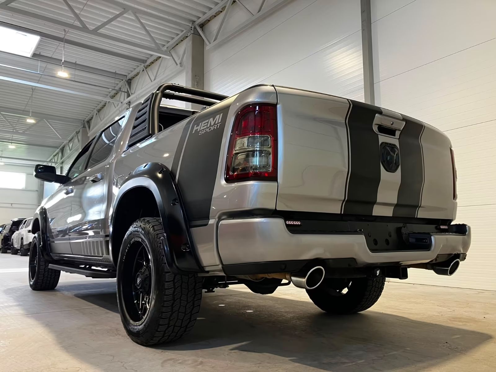 Dodge RAM 5,7 Kůže CREWCAB 4×4  LPG odpočet DPH