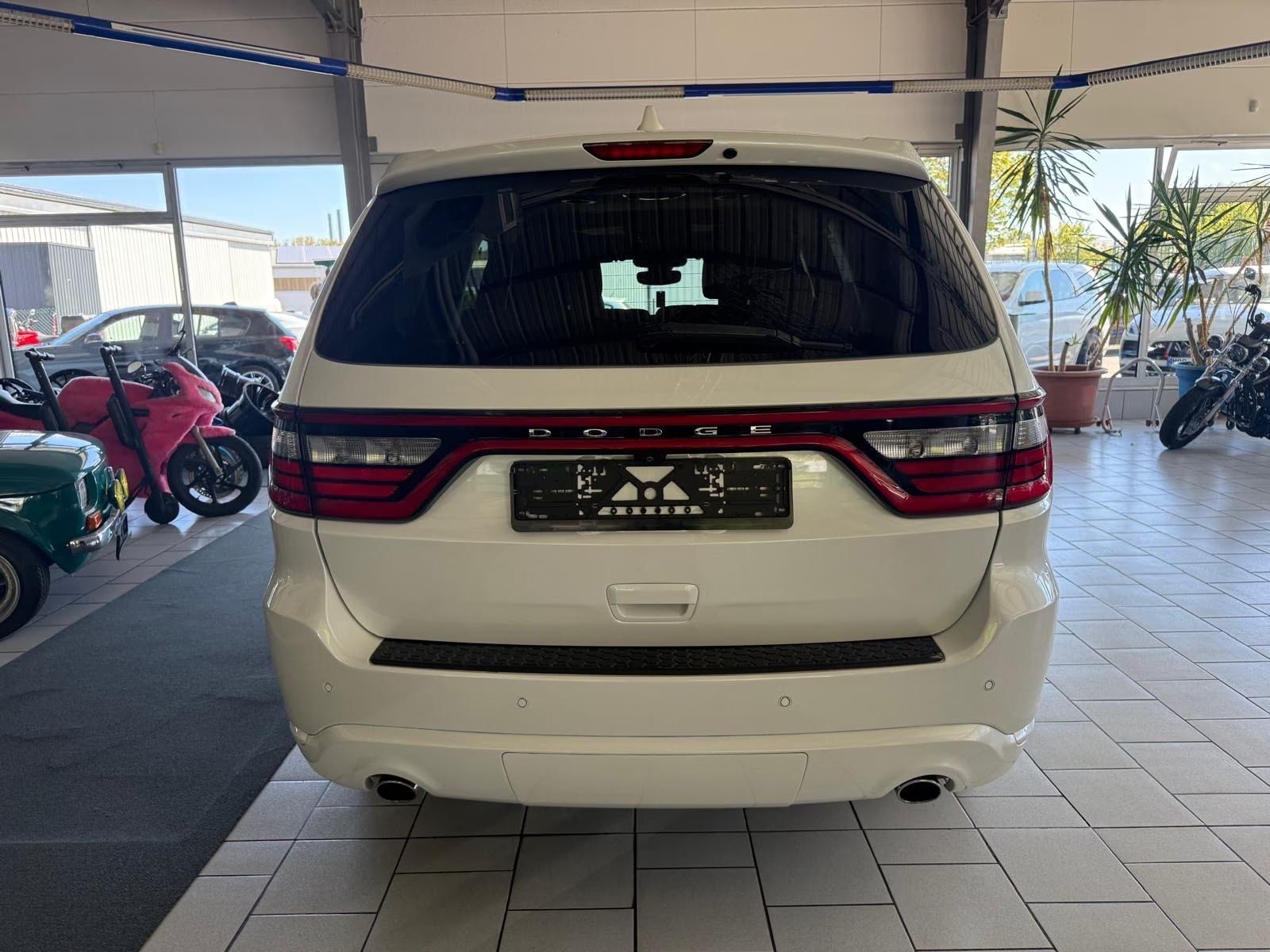 Dodge Durango 5,7 R/T 7 míst k sezení LPG