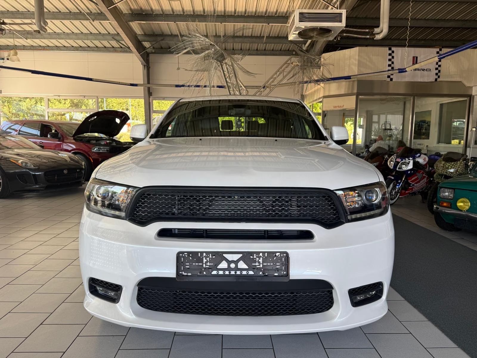 Dodge Durango 5,7 R/T 7 míst k sezení LPG