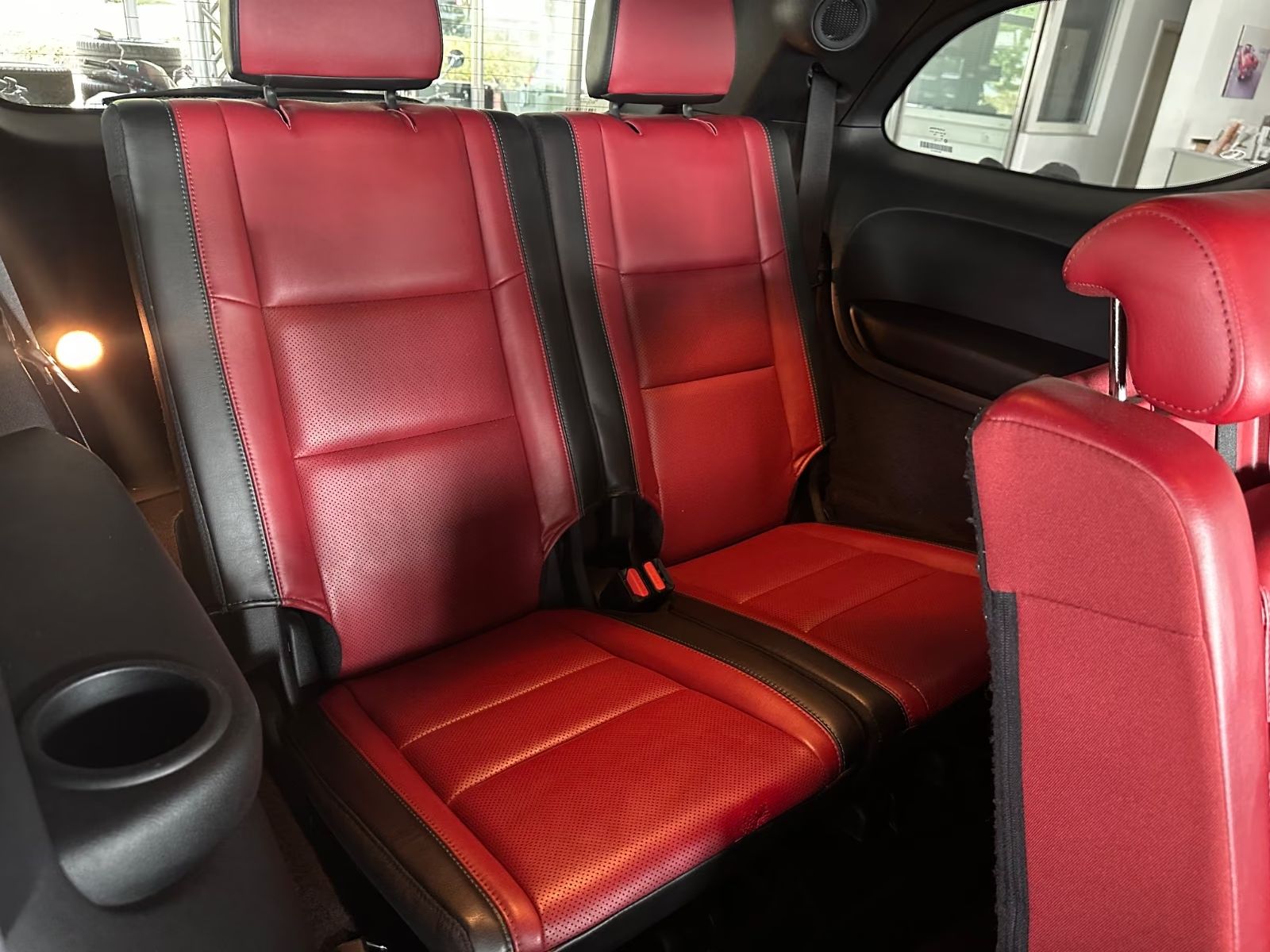 Dodge Durango 5,7 R/T 7 míst k sezení LPG