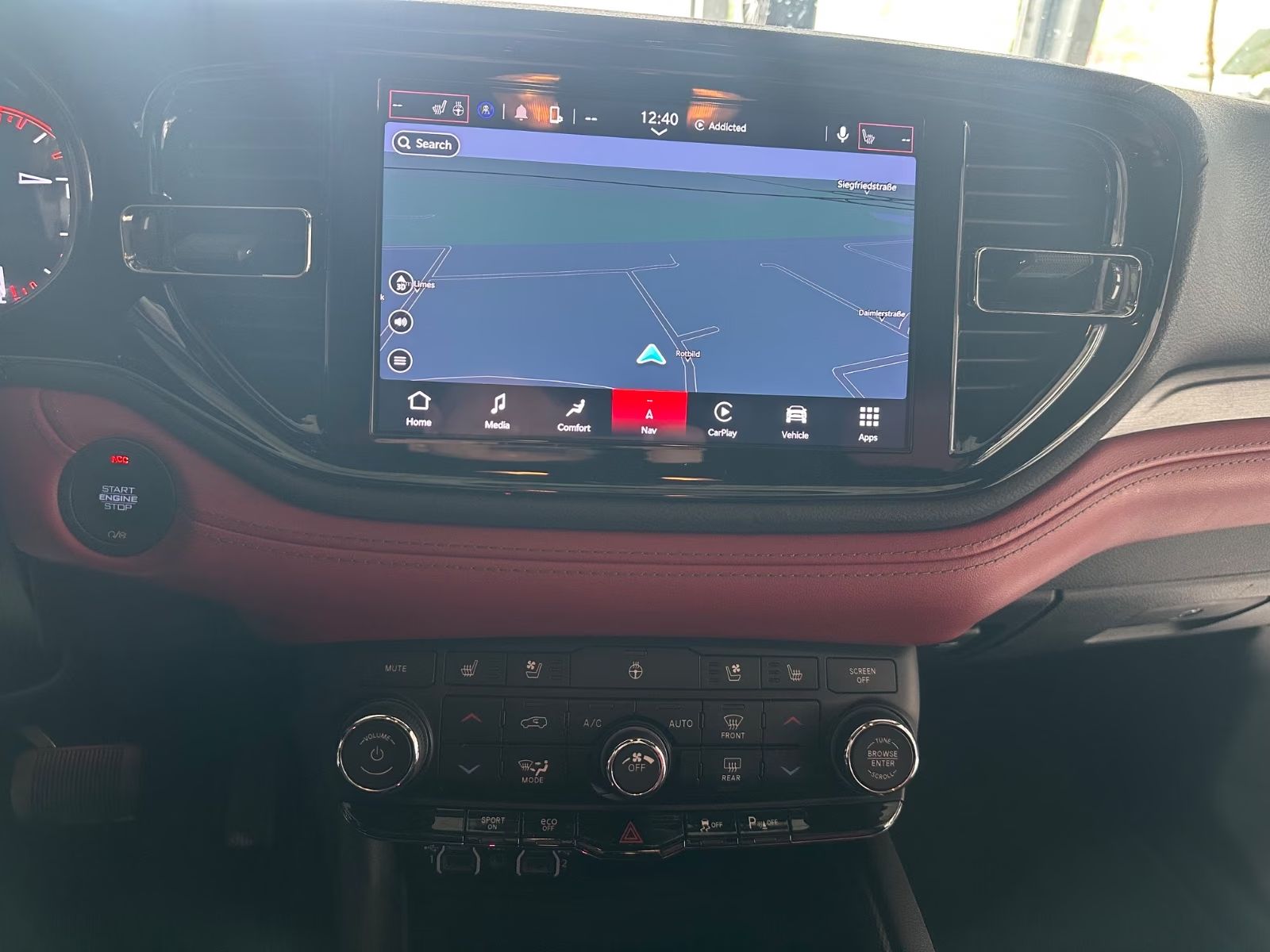 Dodge Durango 5,7 R/T 7 míst k sezení LPG