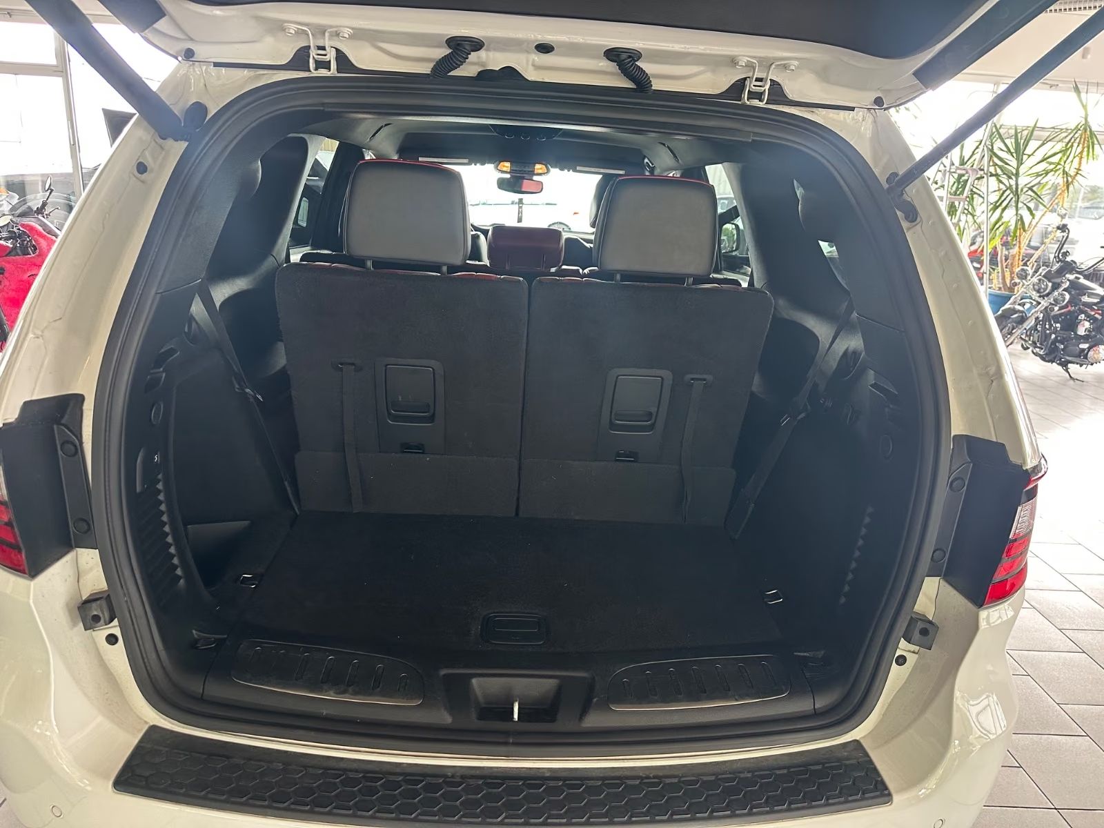 Dodge Durango 5,7 R/T 7 míst k sezení LPG